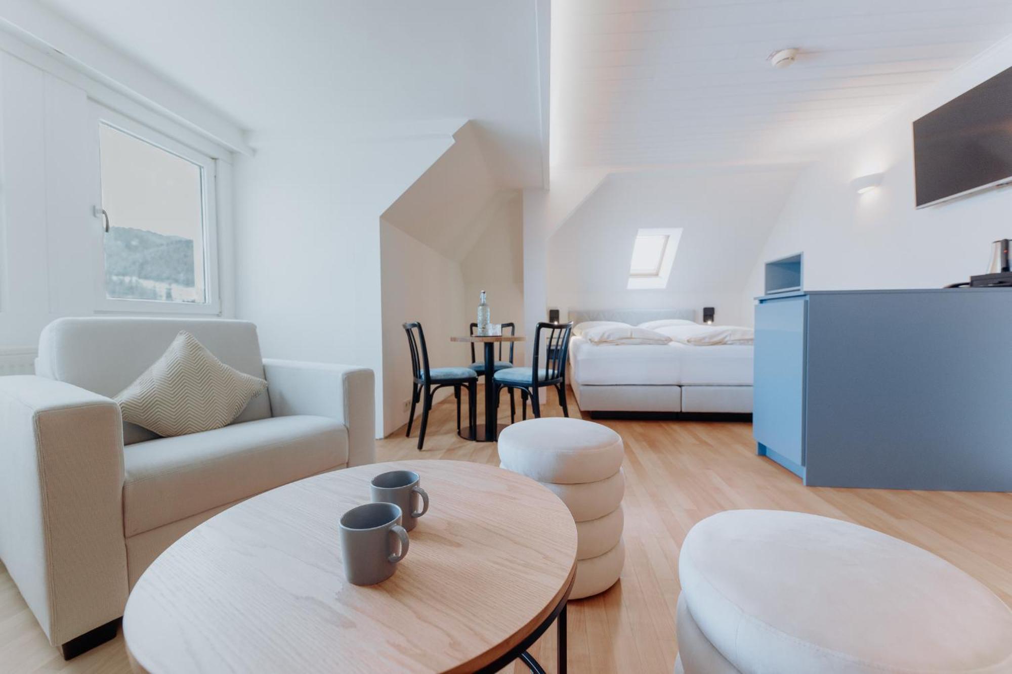 Der Loeffler Am Semmering Bed&Breakfast Номер фото